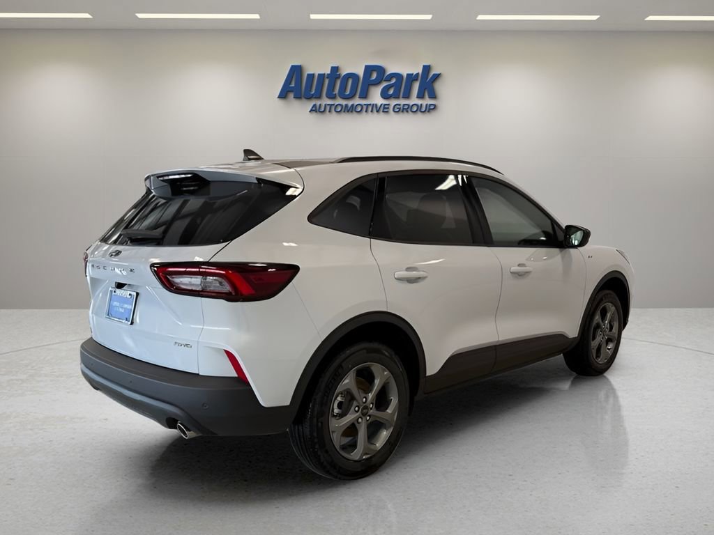 New 2026 Ford Escape ST-Line w/ Tech Pack #1 AWD/4WD image 7
