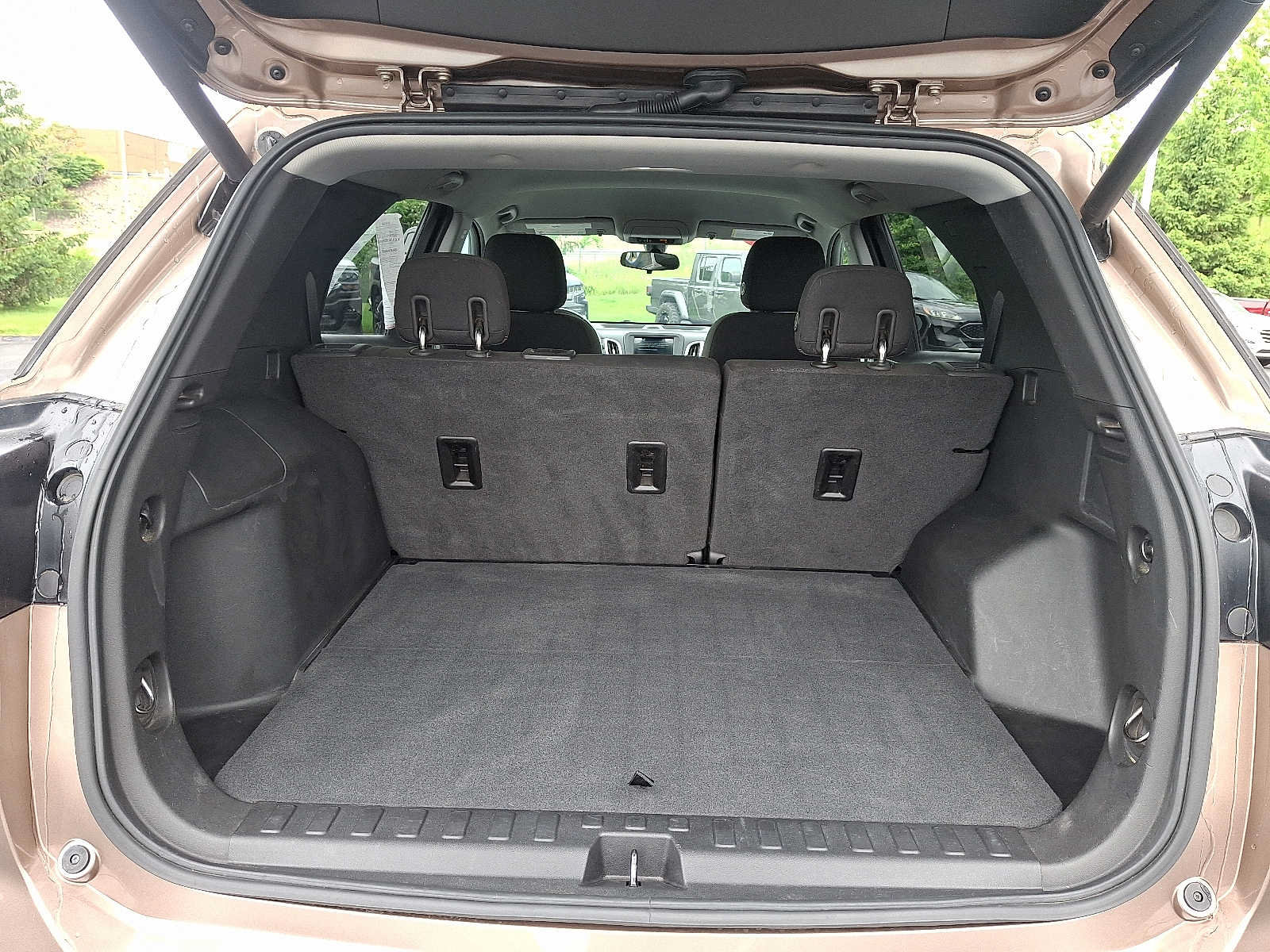 Used 2019 Chevrolet Equinox LT AWD/4WD image 28