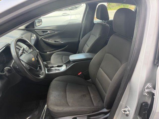 Used 2018 Chevrolet Malibu LS FWD image 14