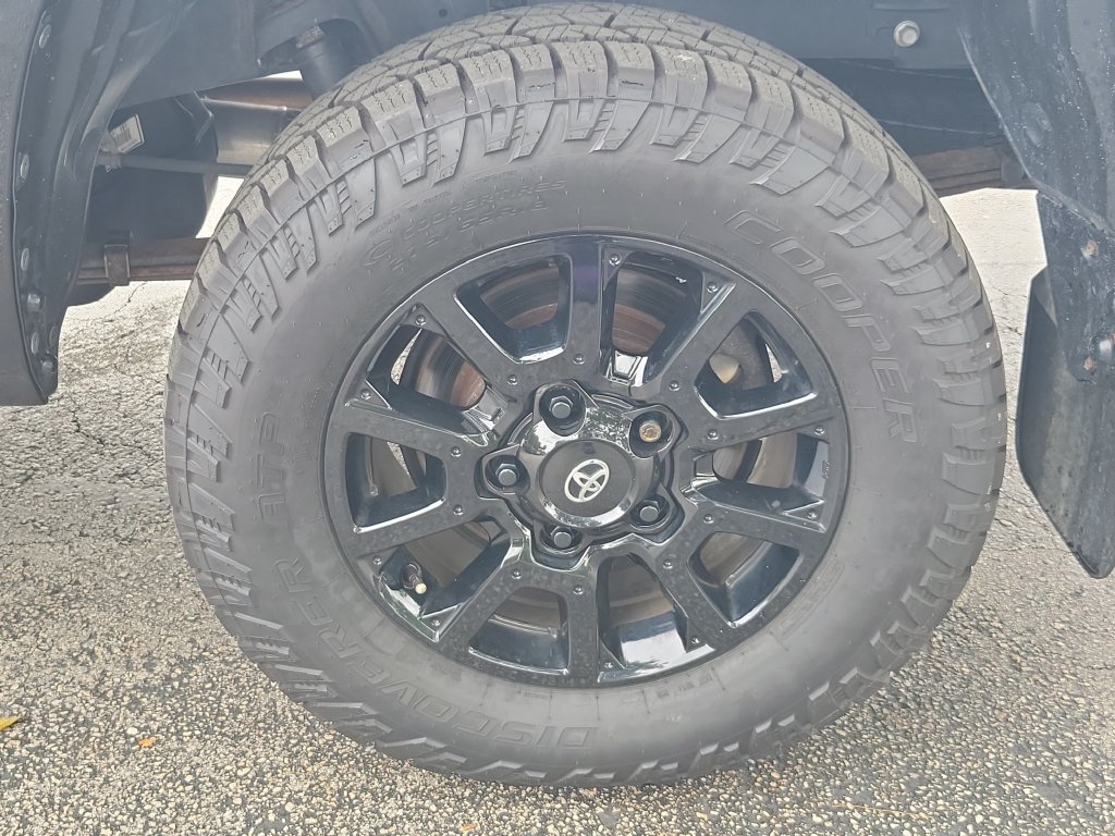 Used 2021 Toyota Tundra SR5 w/ SX Package RWD image 11