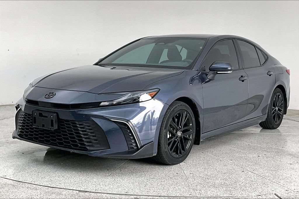 Used 2026 Toyota Camry SE w/ Convenience Package FWD image 11