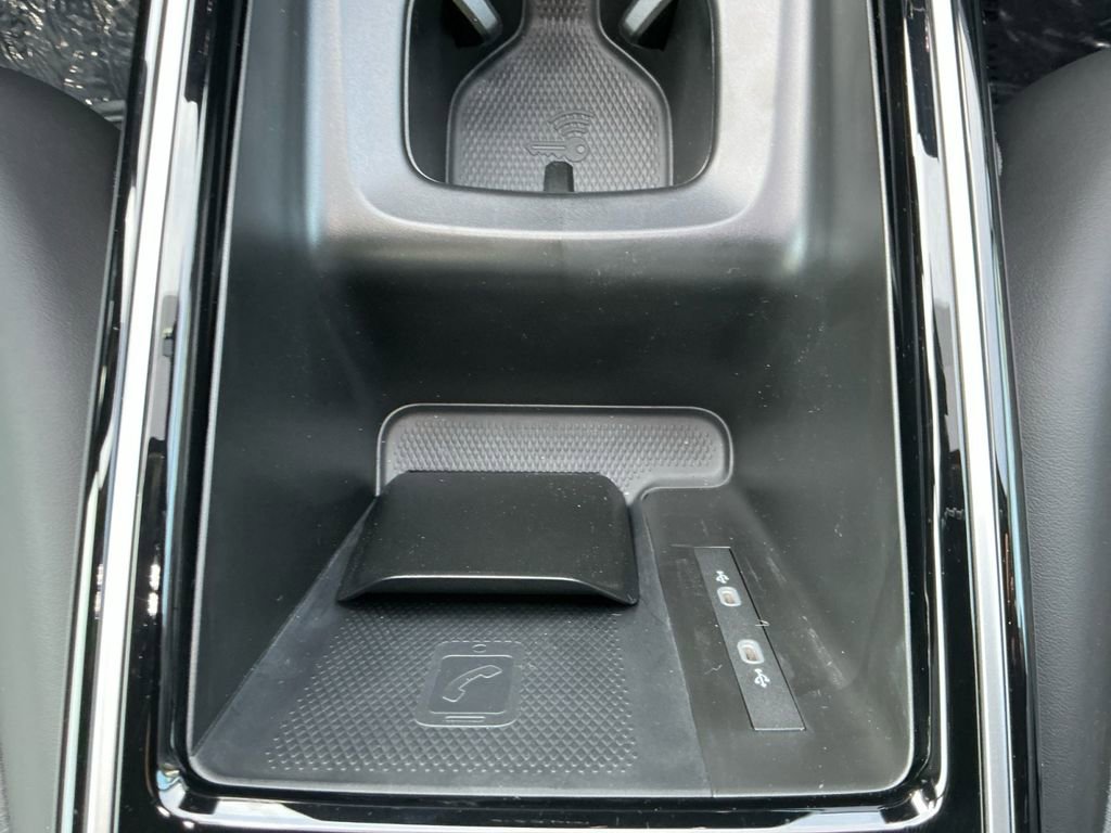 New 2026 Volkswagen ID.4 Pro image 17