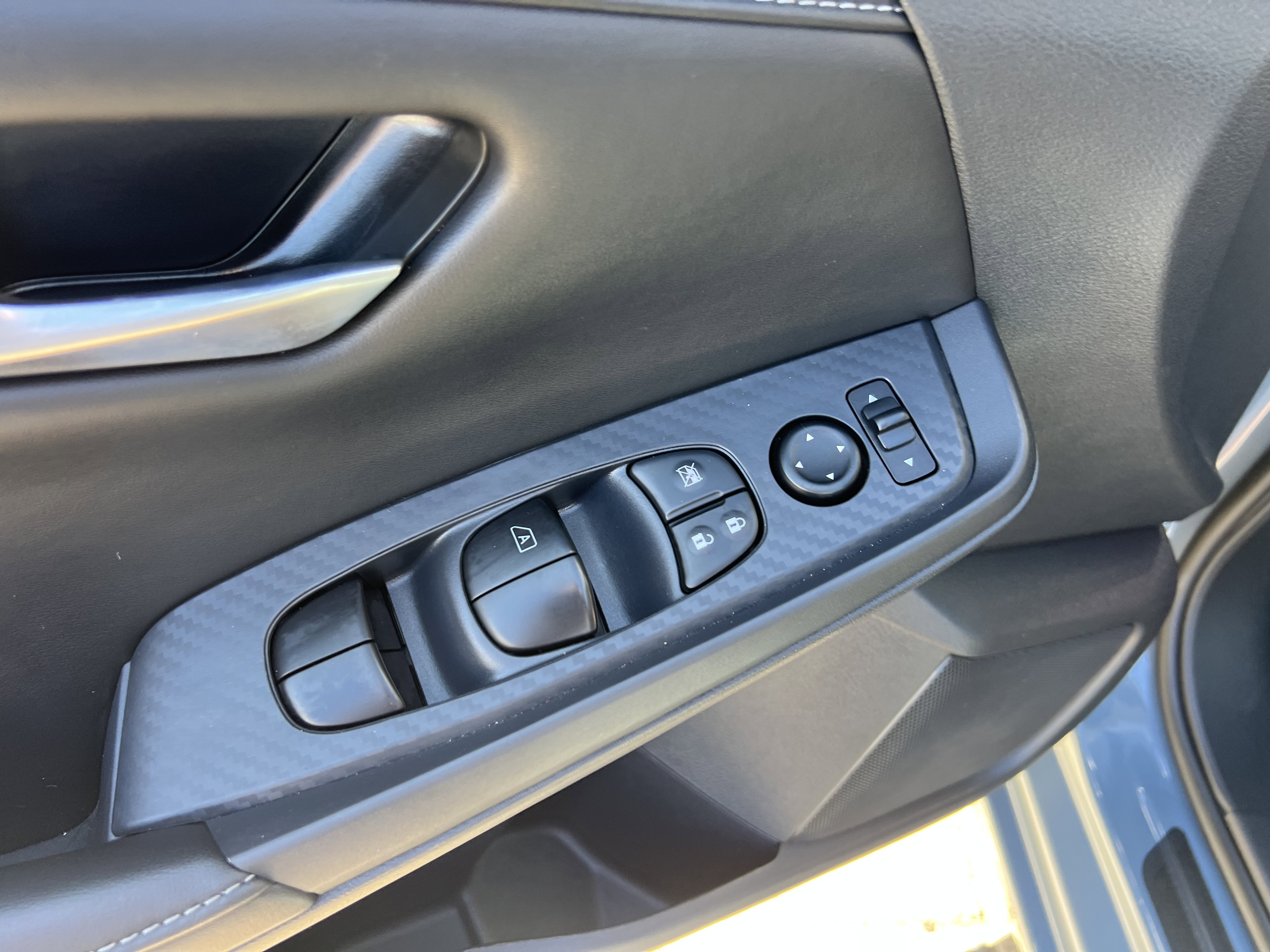 Used 2025 Nissan Sentra SV w/ Trunk Package FWD image 11