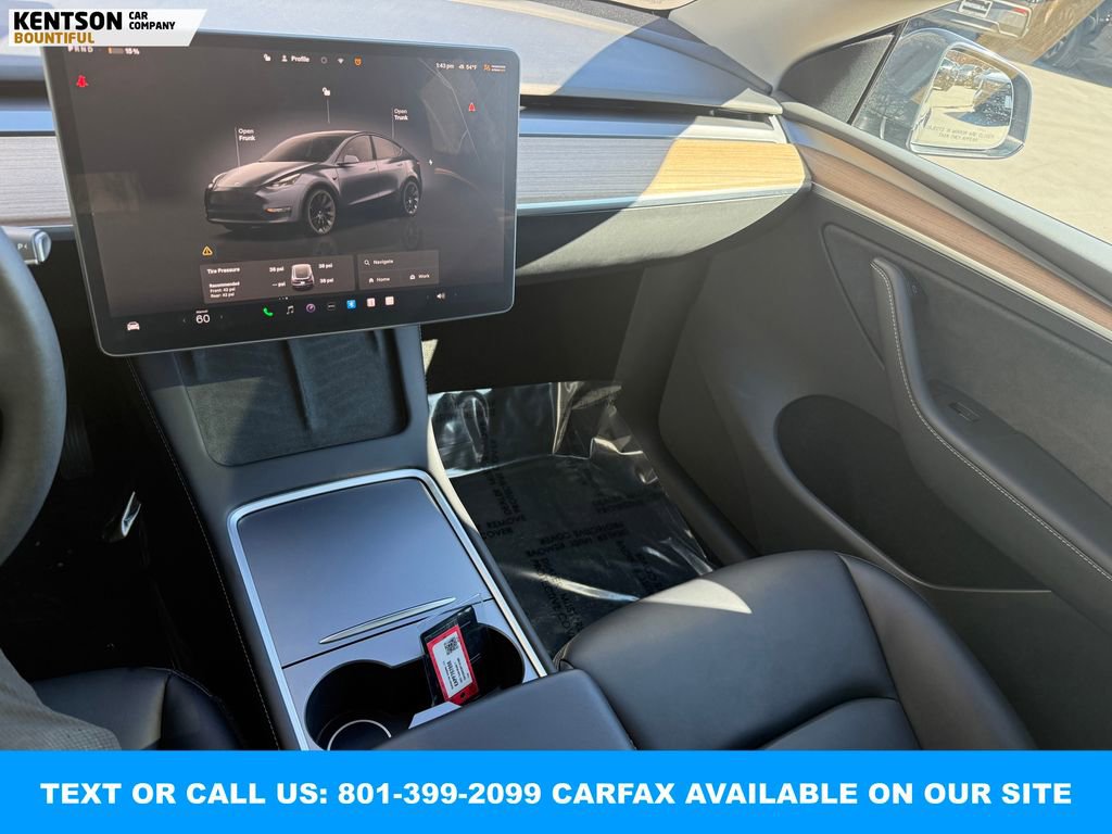 Used 2023 Tesla Model Y Long Range image 21