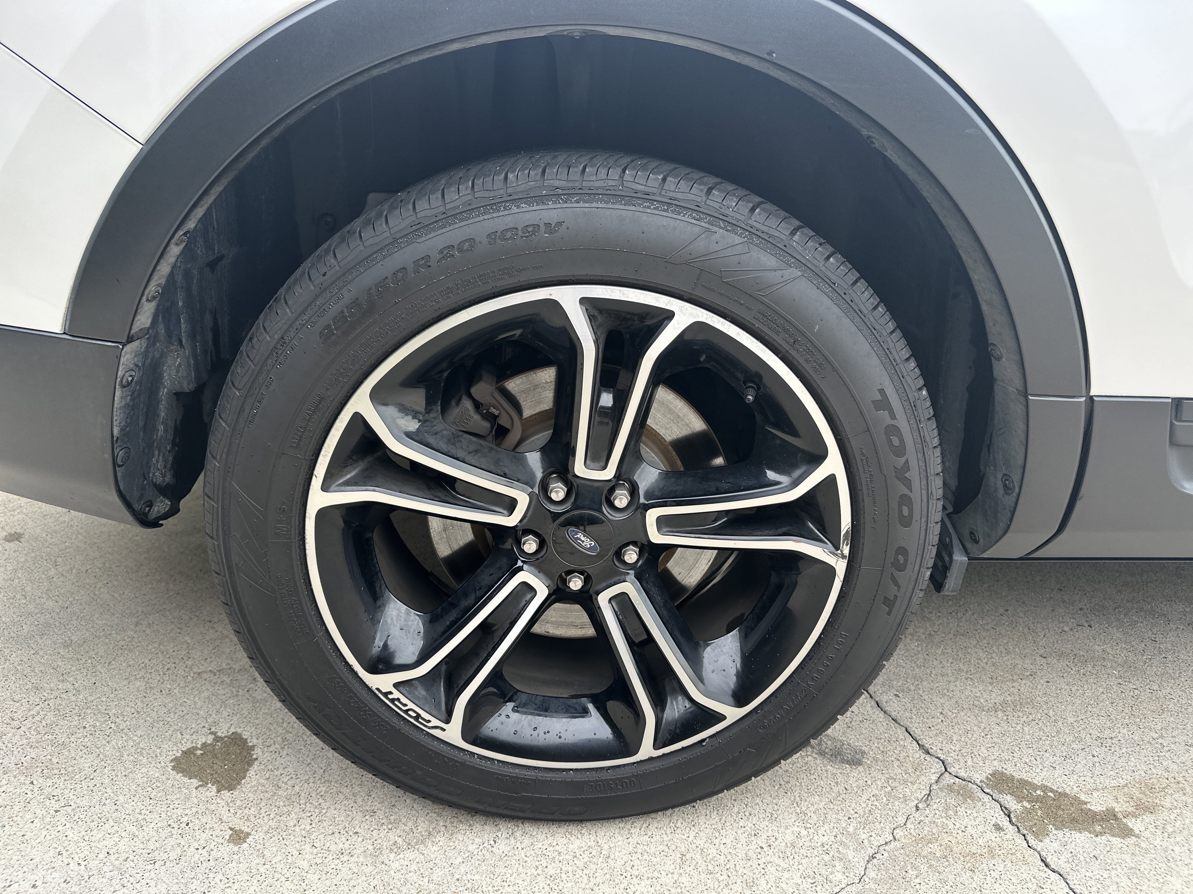 Used 2015 Ford Explorer Sport AWD/4WD image 32