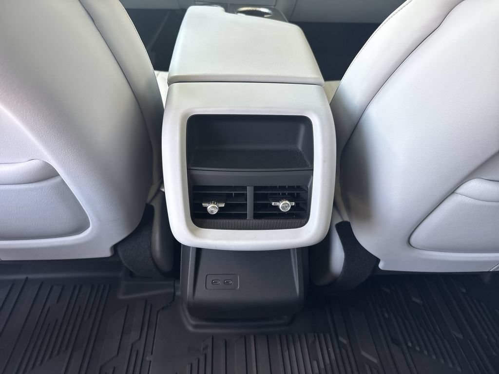 Certified 2024 Cadillac Lyriq Luxury w/ LPO, Floor Liner Package AWD/4WD image 22
