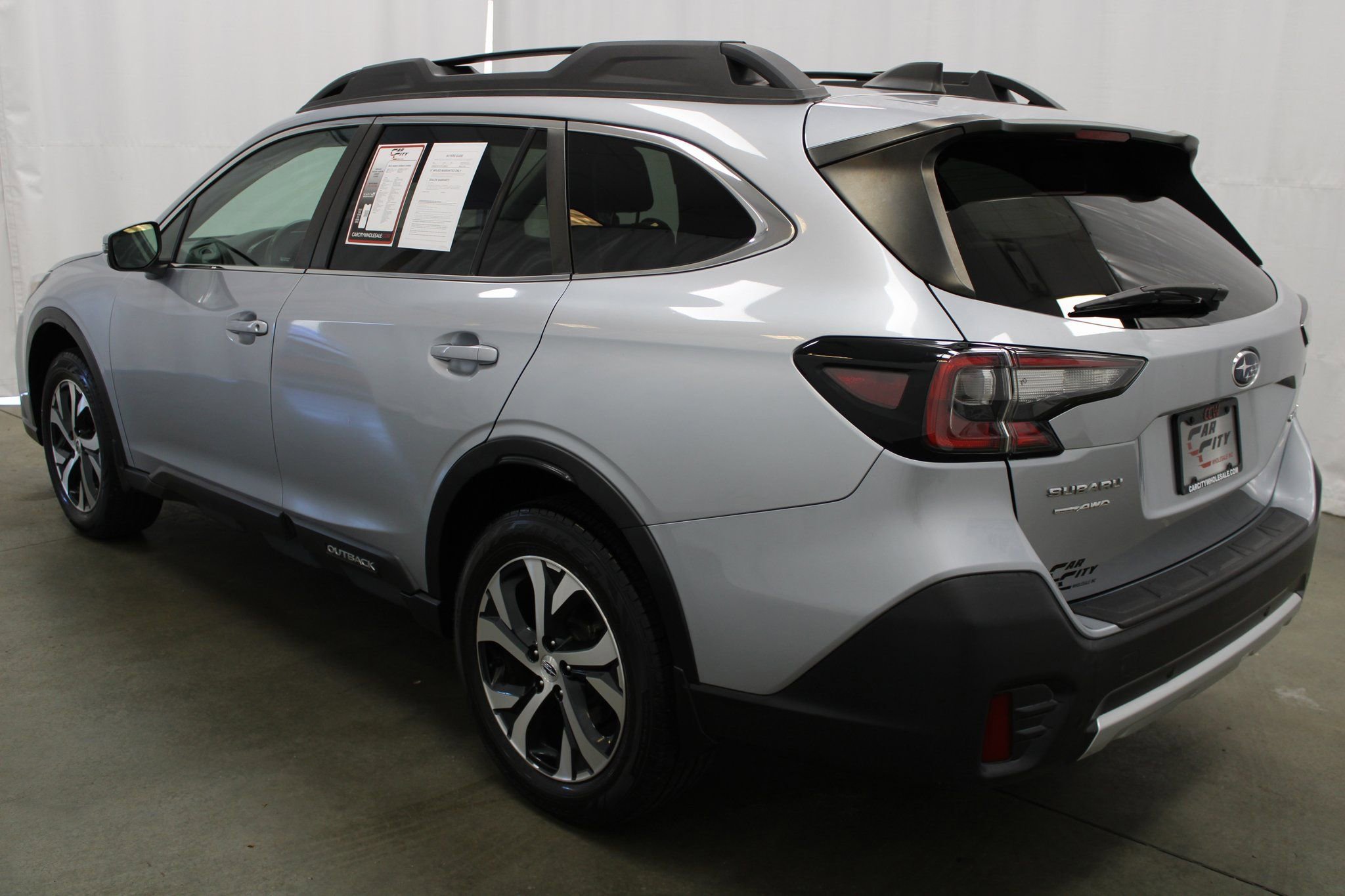 Used 2022 Subaru Outback Limited w/ Popular Package #2 image 8