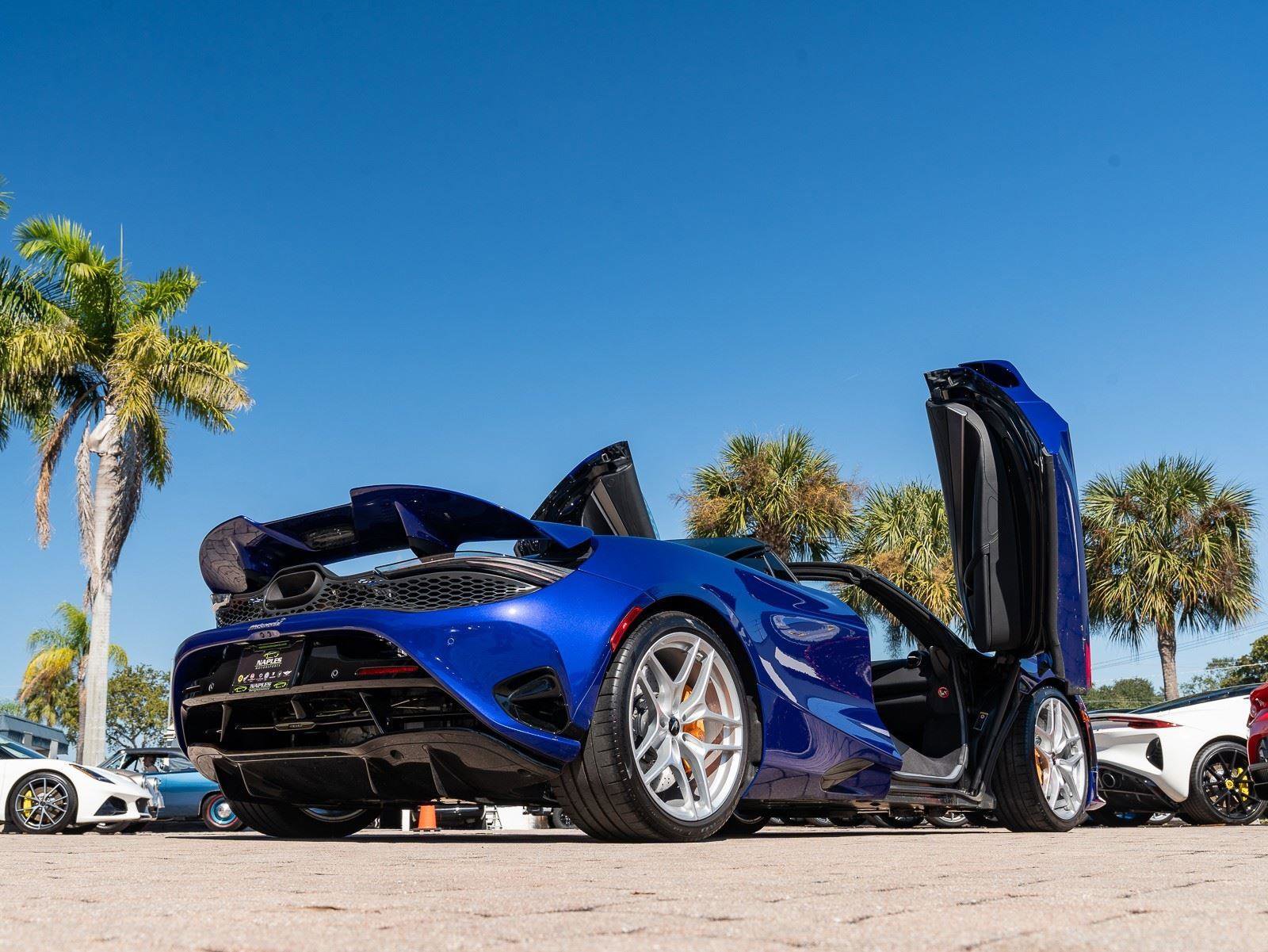 Used 2024 McLaren 750S Spider image 18