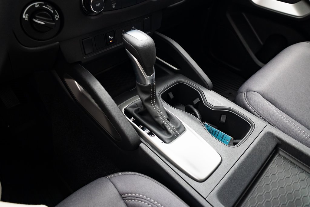 New 2025 Nissan Frontier SV image 17