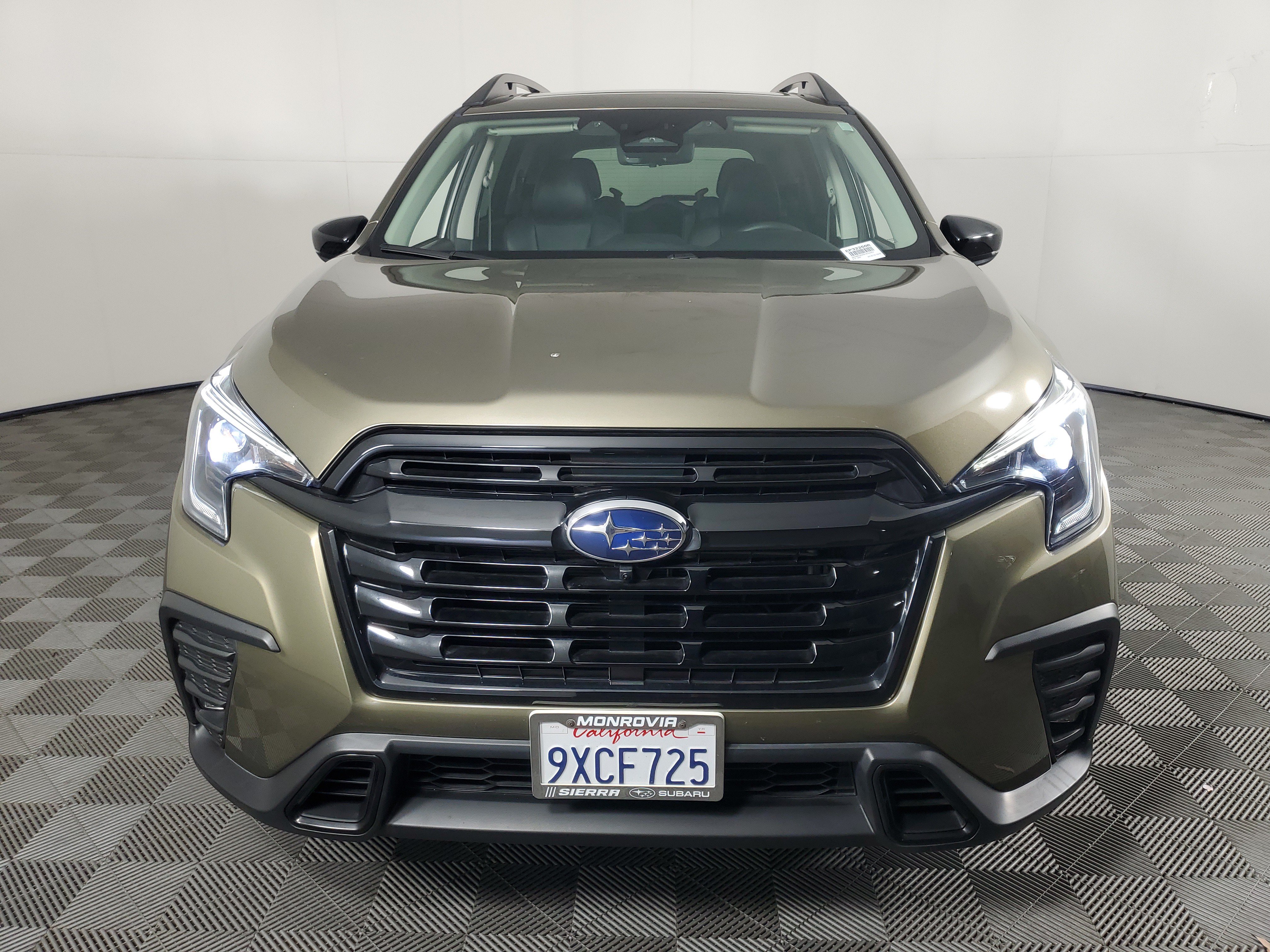 Used 2025 Subaru Ascent Bronze Edition w/ Popular Package #2 AWD/4WD image 10