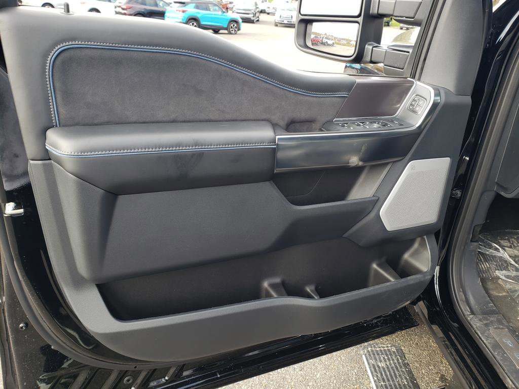 New 2026 Ford F250 Platinum image 13