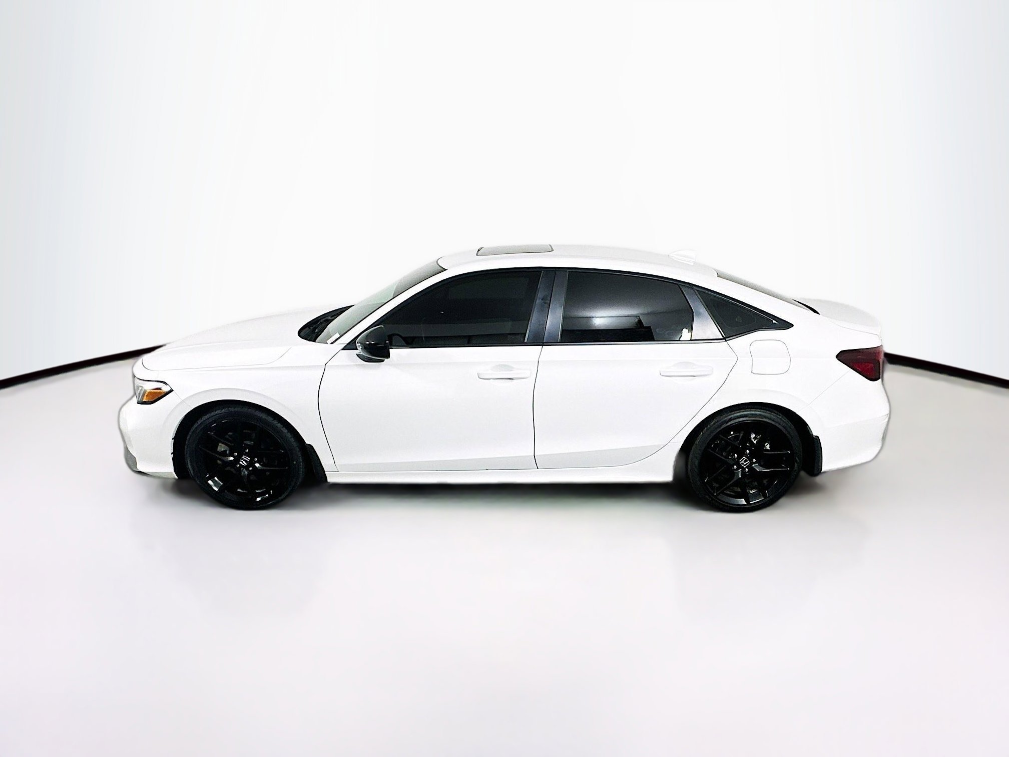 Used 2025 Honda Civic Sport image 4