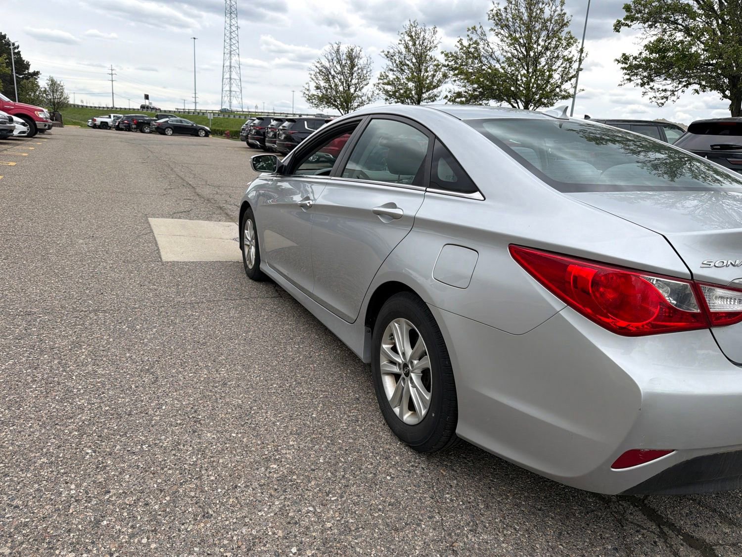 Used 2014 Hyundai Sonata GLS w/ Popular Equipment Group 2 FWD image 6