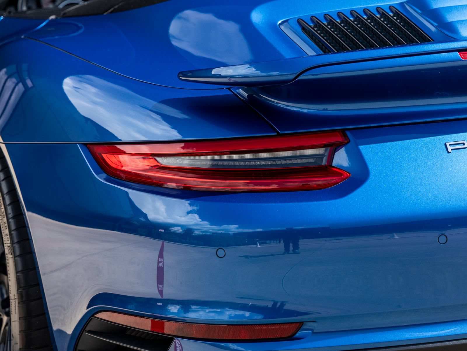 Used 2017 Porsche 911 Turbo S AWD/4WD image 14
