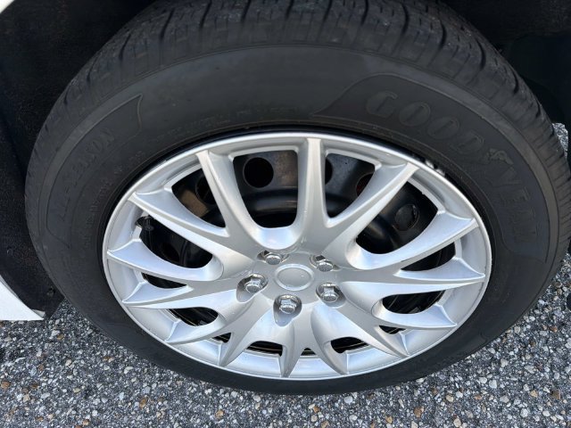 Used 2022 Toyota Corolla LE FWD image 28
