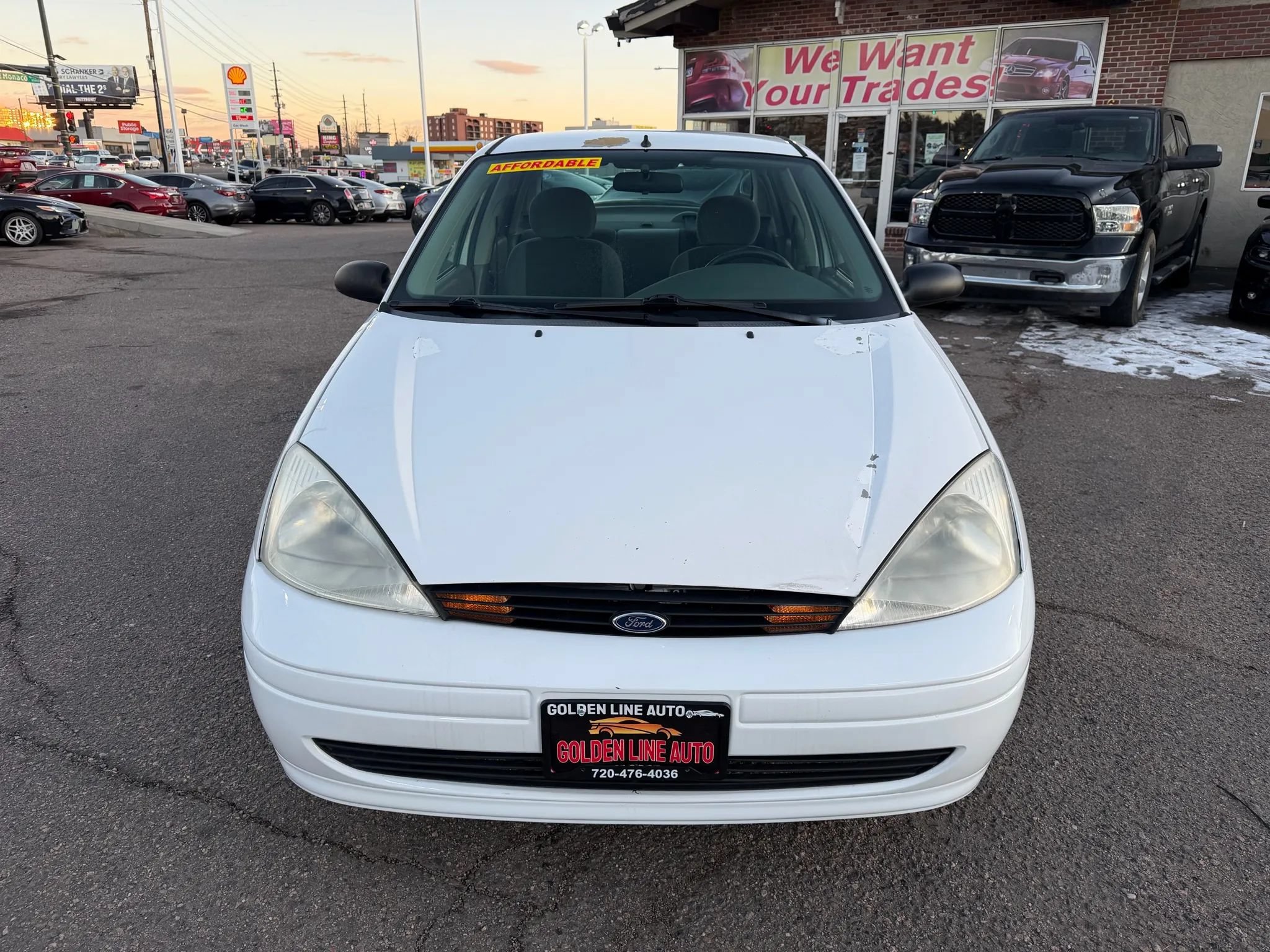 Used 2004 Ford Focus LX FWD image 3
