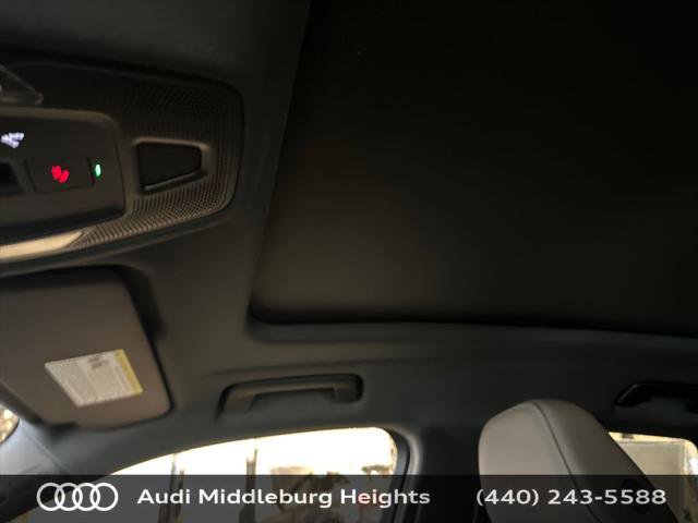 Used 2025 Audi Q5 Premium Plus w/ Premium Plus AWD/4WD image 25