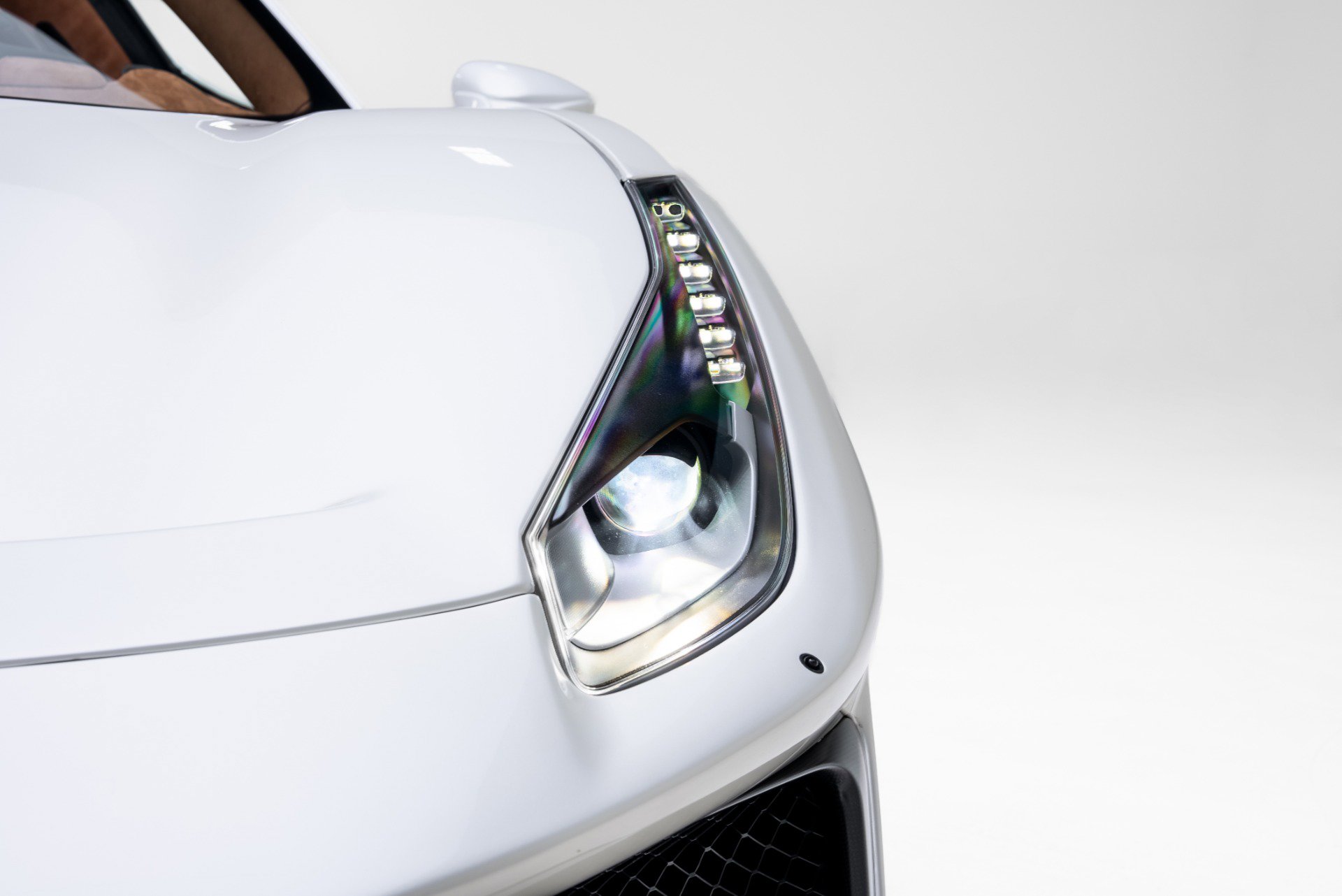 Used 2020 Ferrari 488 Pista image 17