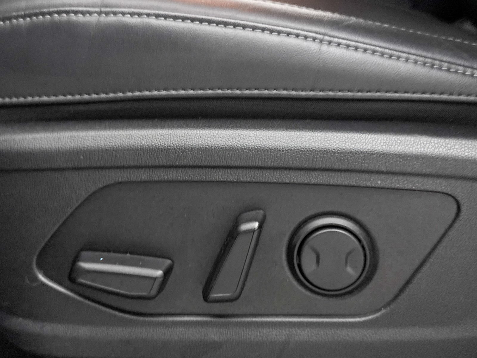 Certified 2023 Kia Sorento EX FWD image 29