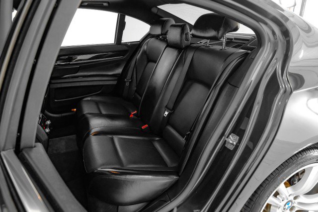 Used 2012 BMW 750i RWD image 46