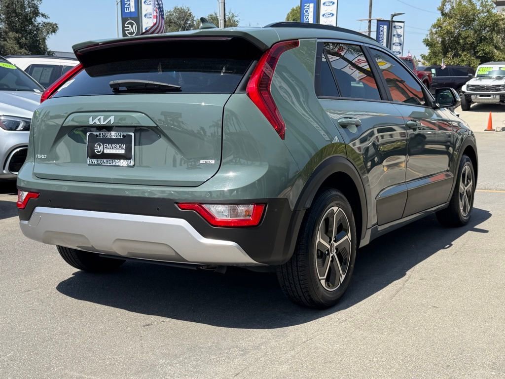 Used 2024 Kia Niro EX FWD image 14