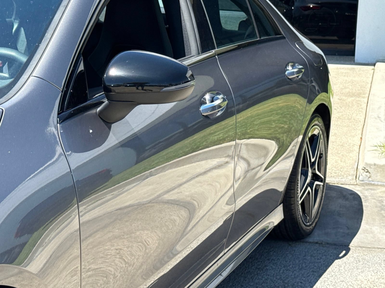 Used 2024 Mercedes-Benz CLA 250 4MATIC image 4