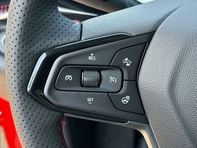 Used 2026 Chevrolet Trax RS w/ Driver Confidence Package FWD image 19