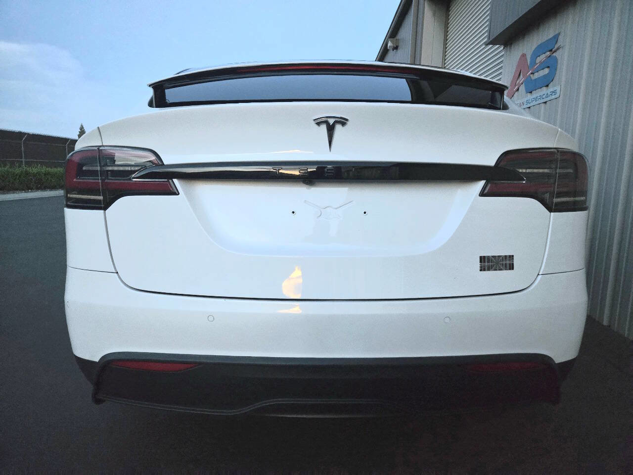Used 2022 Tesla Model X Plaid image 6