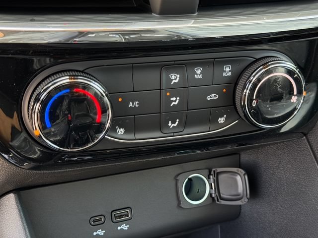 New 2026 Buick Encore GX Sport Touring w/ Advanced Technology Package FWD image 18