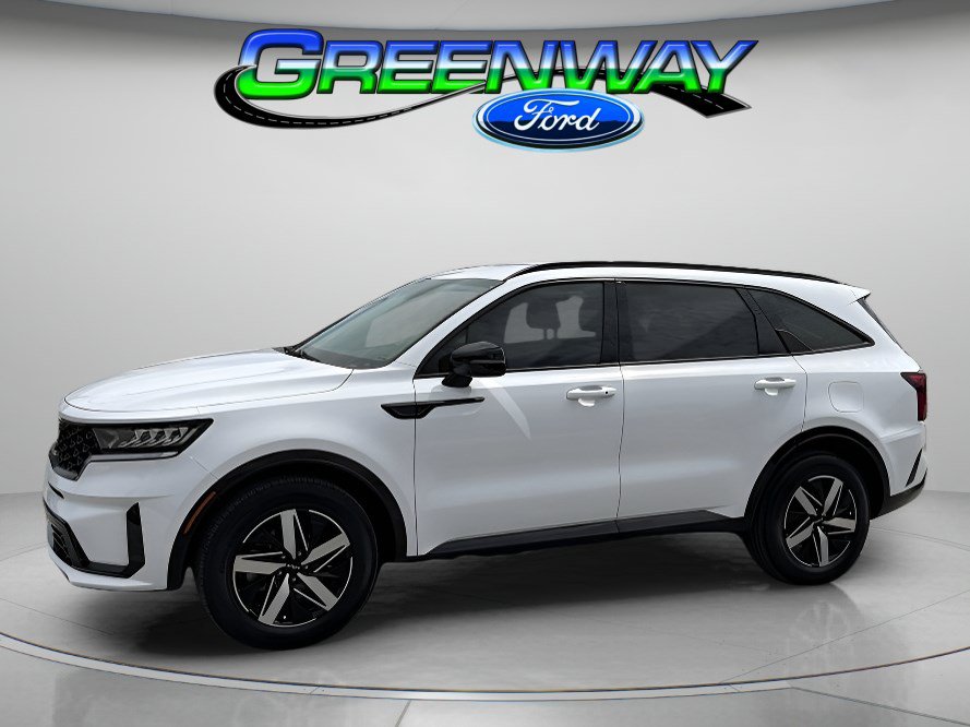 Used 2023 Kia Sorento S