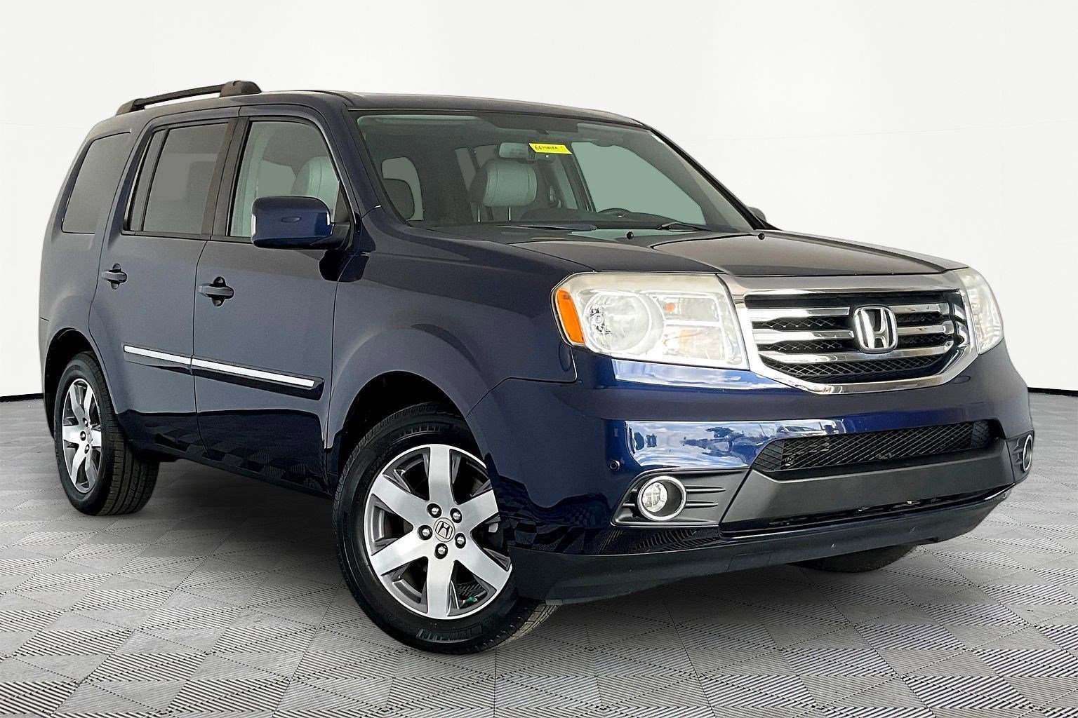 Used 2014 Honda Pilot Touring image 3
