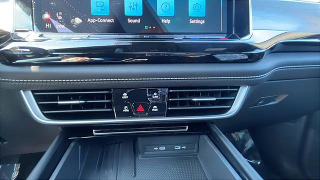 New 2026 Volkswagen Atlas Cross Sport SE image 16