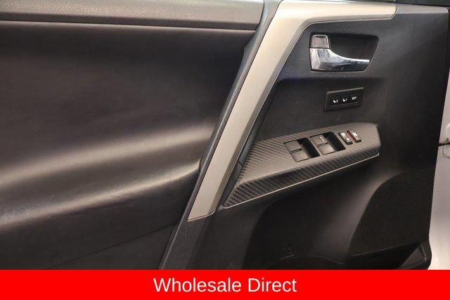 Used 2014 Toyota RAV4 Limited AWD/4WD image 9