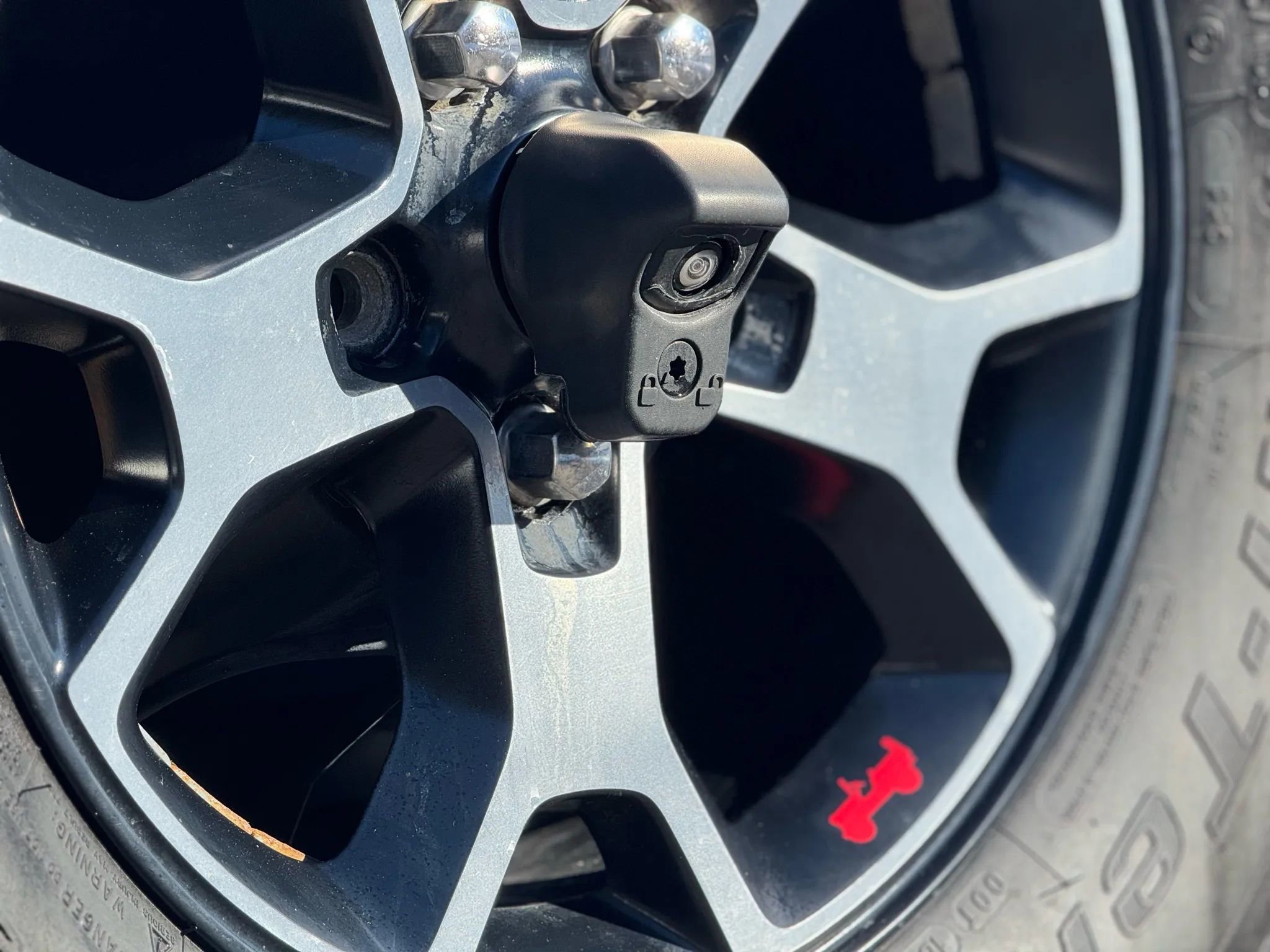 Used 2019 Jeep Wrangler Unlimited Rubicon w/ Cold Weather Group image 9