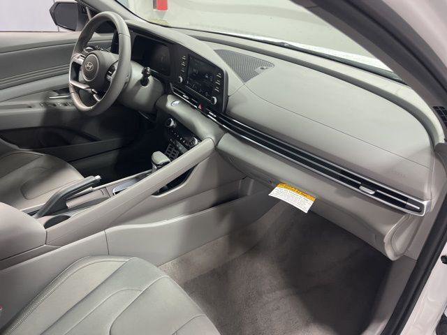 New 2026 Hyundai Elantra Sport image 22