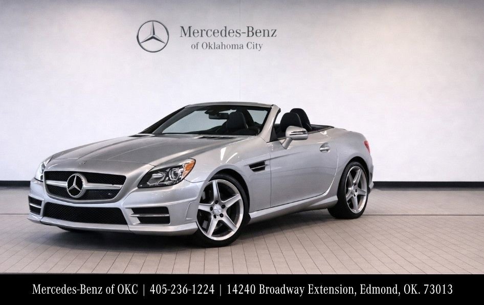 Used 2015 Mercedes-Benz SLK 350 image 1
