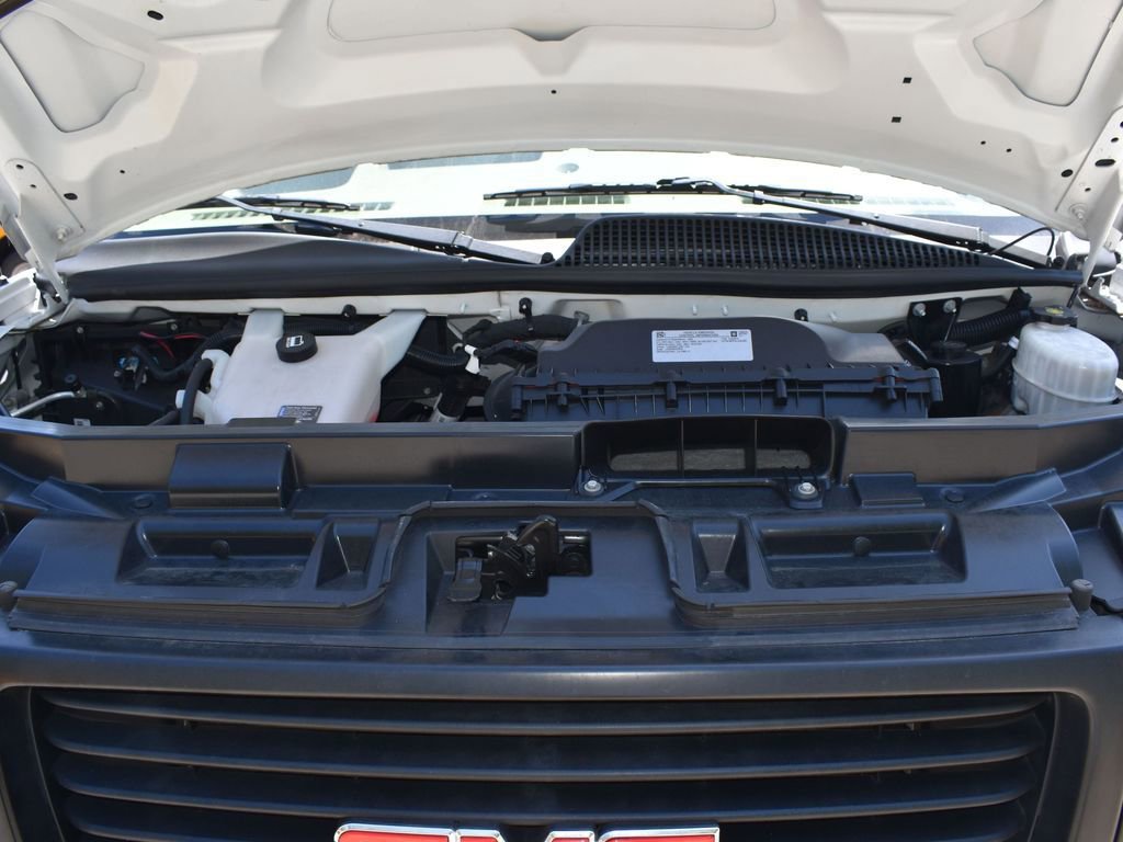 Used 2020 GMC Savana 2500 Extended w/ Driver Convenience Package RWD image 22