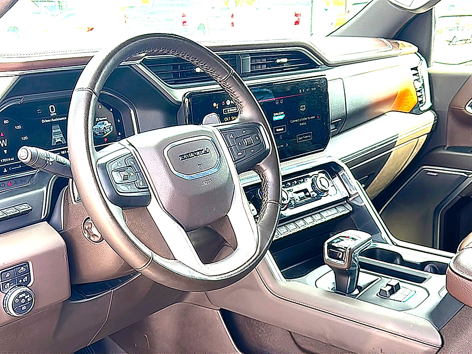 Used 2024 GMC Sierra 1500 Denali w/ Denali Reserve Package RWD image 4