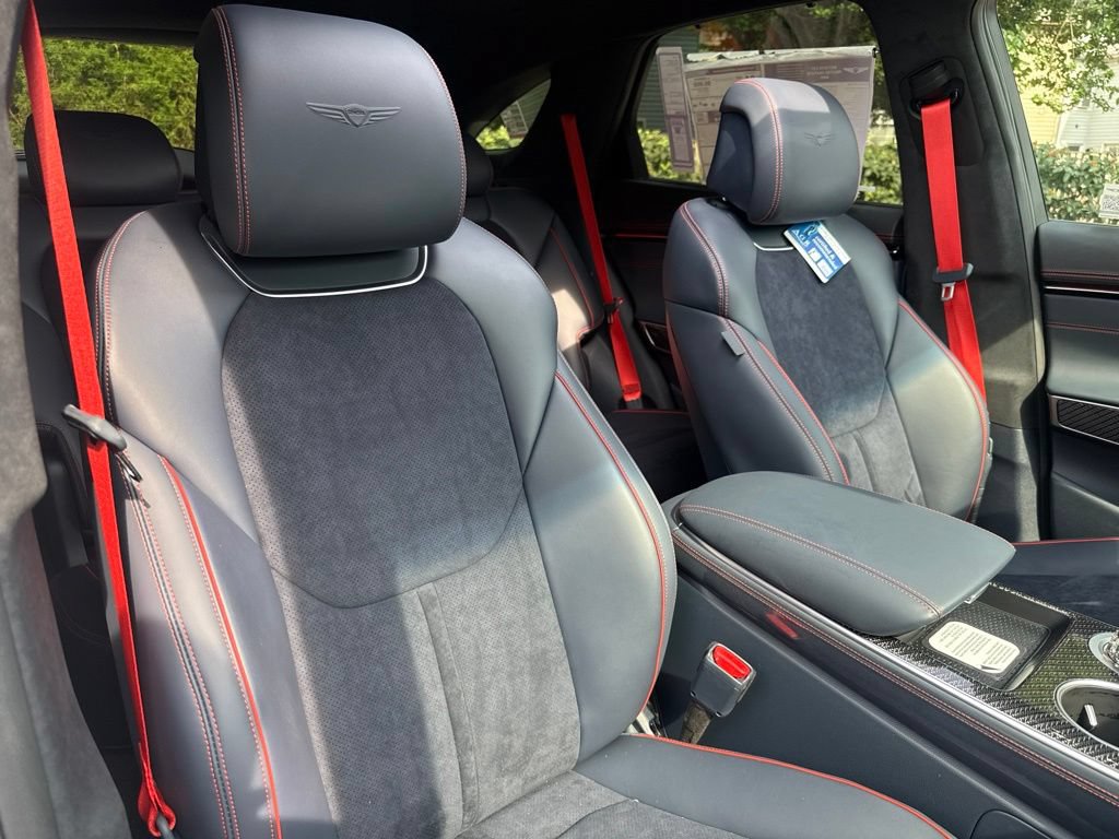 New 2027 Genesis GV70 3.5T Prestige AWD/4WD image 32