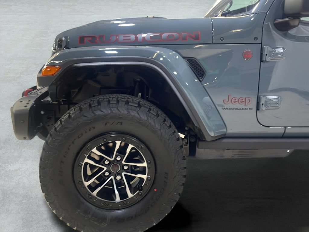 New 2026 Jeep Wrangler Unlimited Rubicon w/ Xtreme 35 Tire Package AWD/4WD image 26