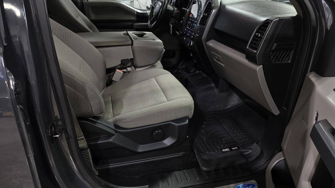 Used 2017 Ford F150 XLT w/ Equipment Group 301A Mid AWD/4WD image 17