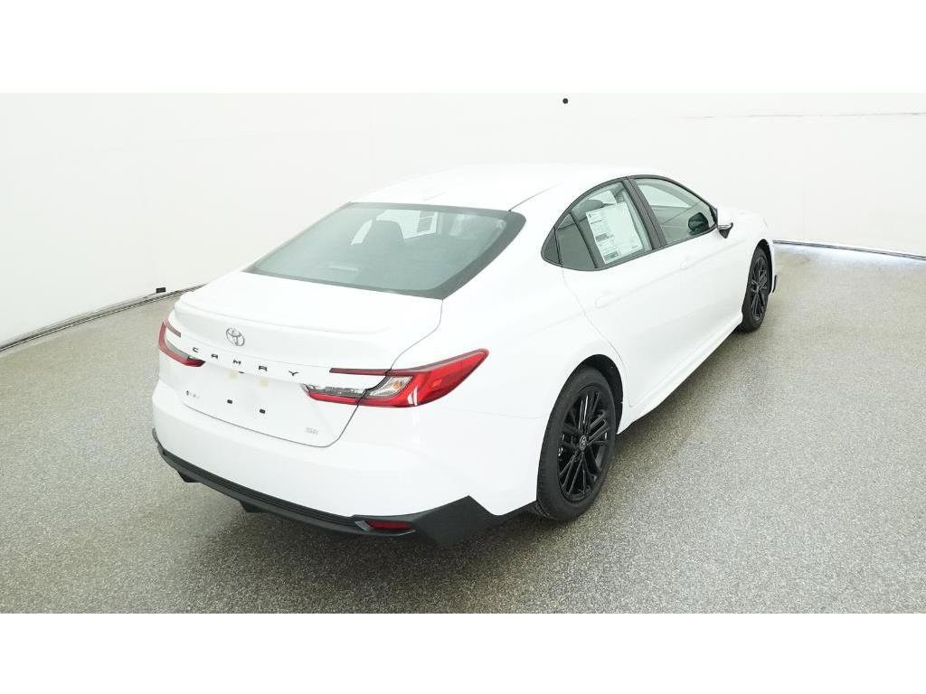 Used 2025 Toyota Camry SE FWD image 9