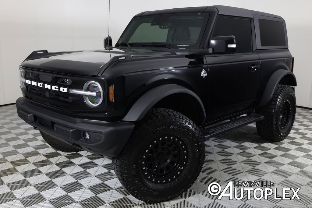 Used 2023 Ford Bronco Outer Banks image 1