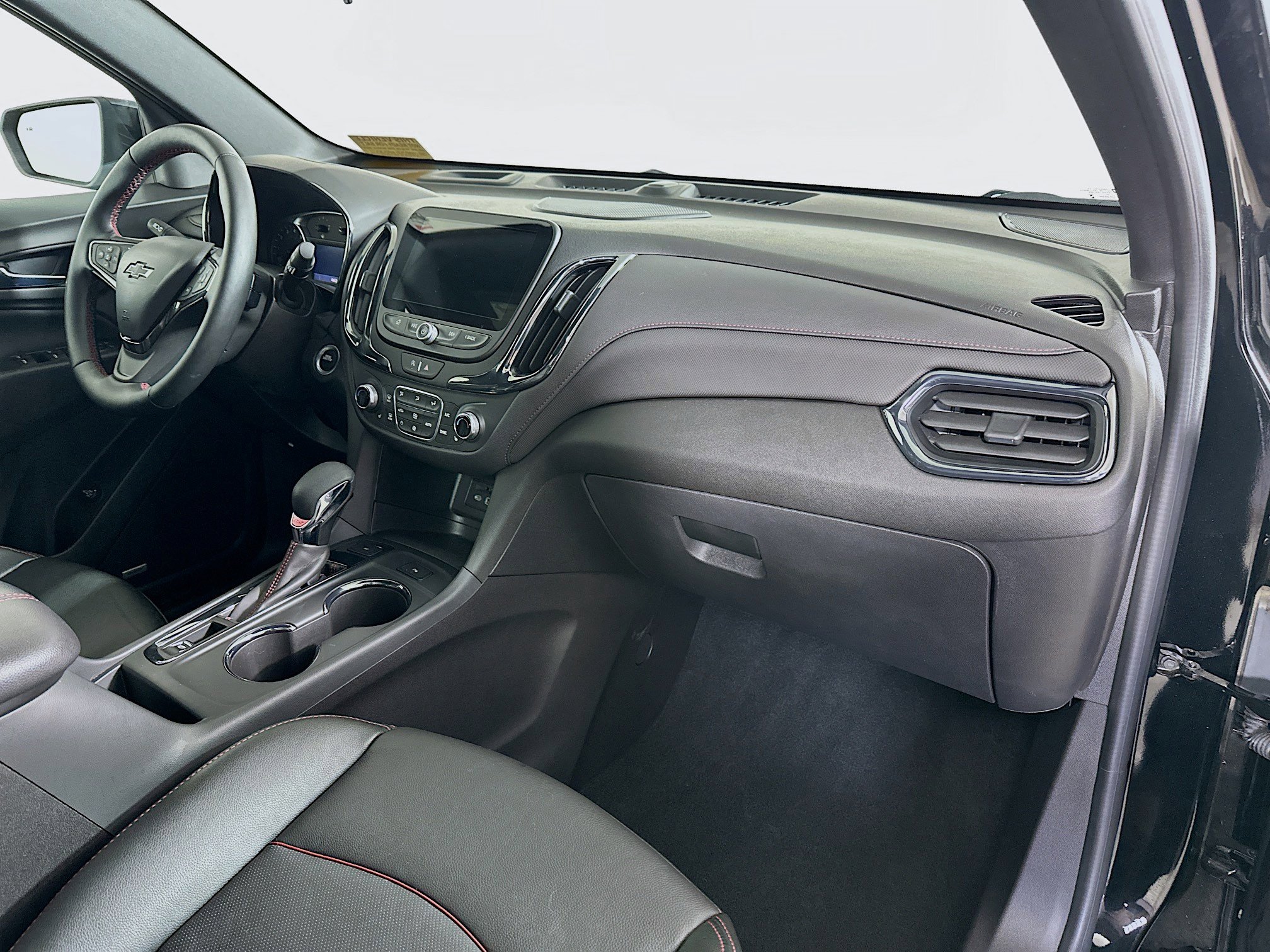 Used 2024 Chevrolet Equinox RS w/ RS Leather Package image 27