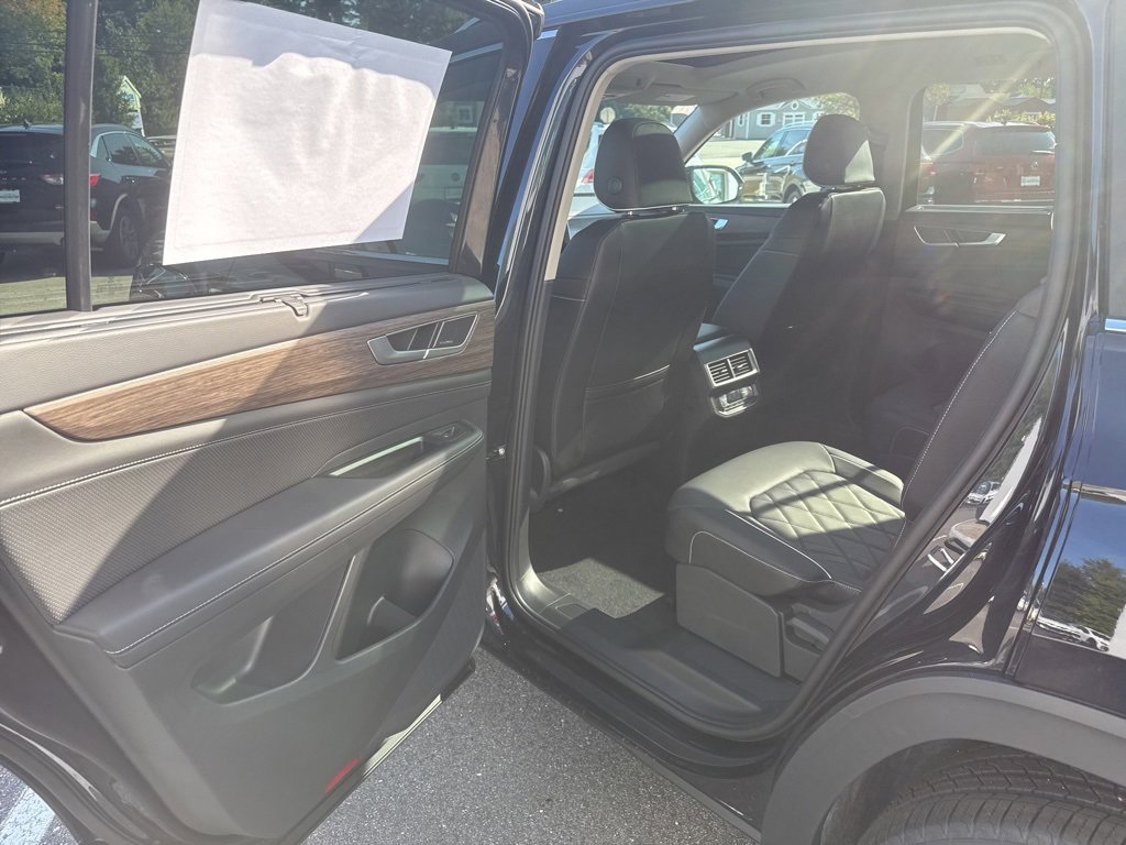 New 2026 Volkswagen Atlas SEL Premium R-Line image 27