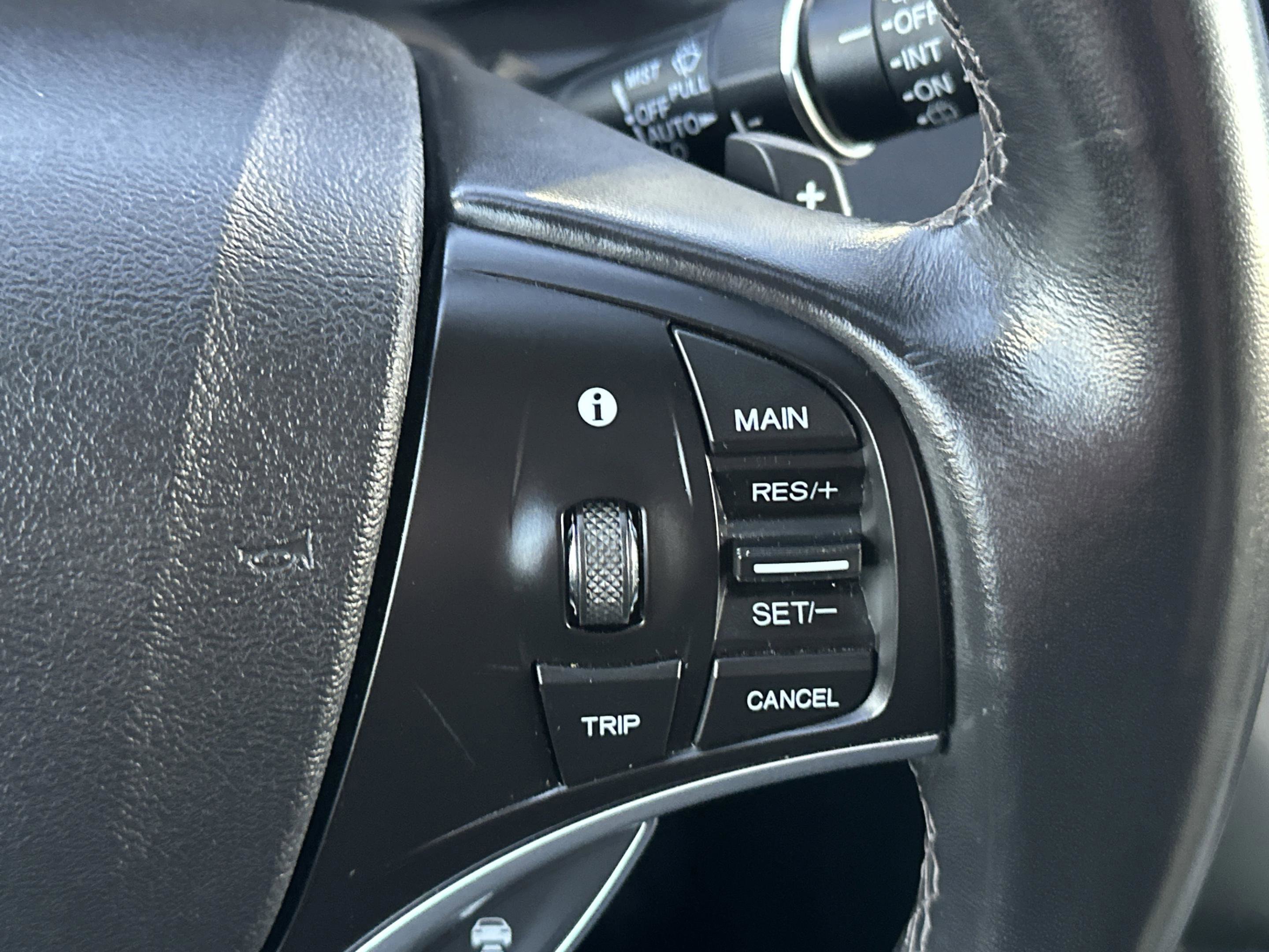 Used 2020 Acura MDX w/Technology Pkg image 17