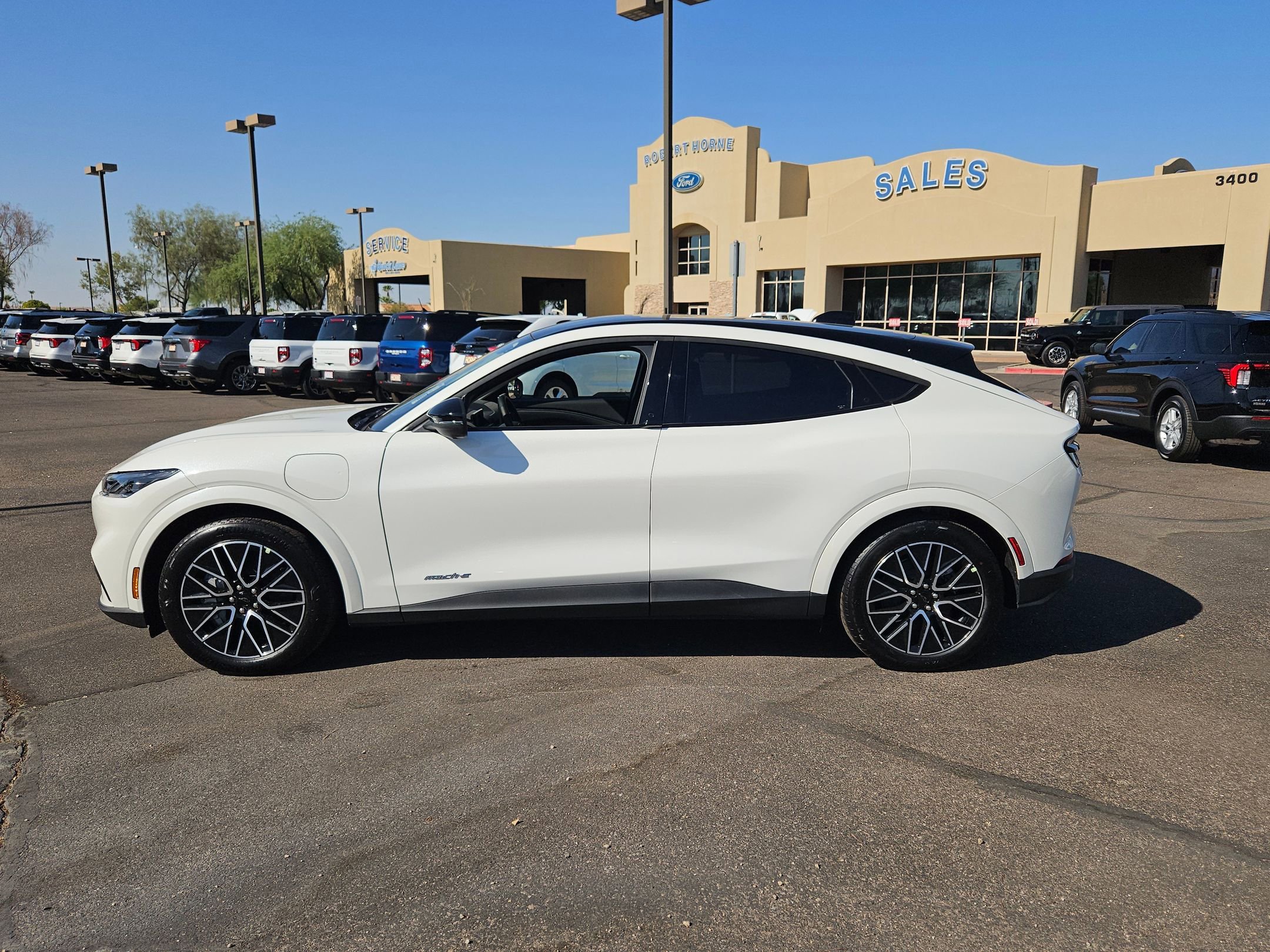 New 2025 Ford Mustang Mach-E Premium image 6