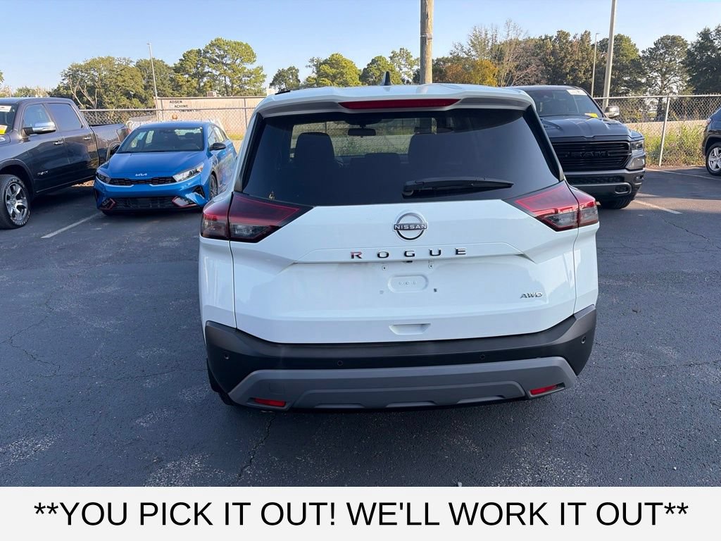 Used 2022 Nissan Rogue S AWD/4WD image 5