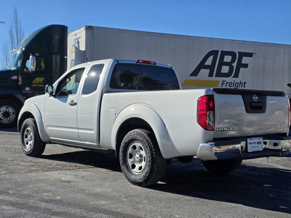 Used 2013 Nissan Frontier S image 6