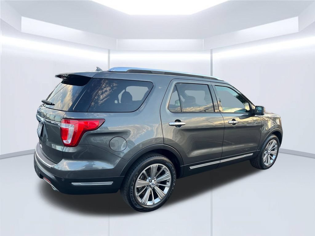 Used 2019 Ford Explorer Limited w/ Class III Trailer Tow Package FWD image 5